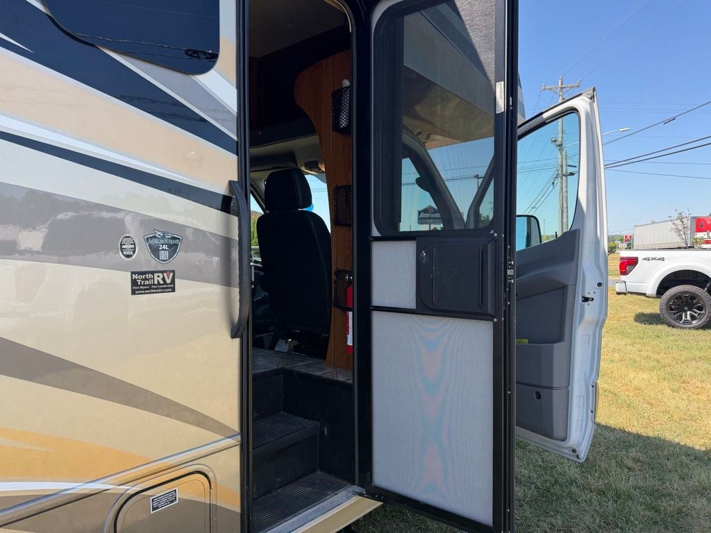 2016 Mercedes-Benz Sprinter 3500 Base