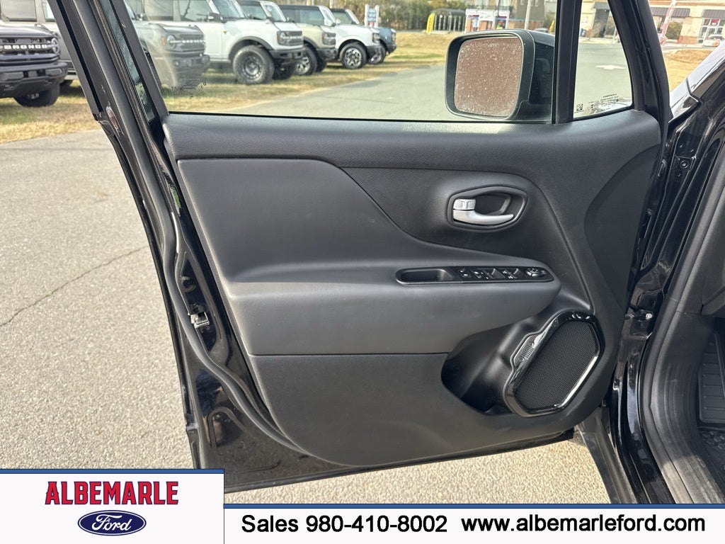 2023 Jeep Renegade Altitude