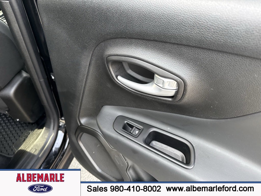 2023 Jeep Renegade Altitude